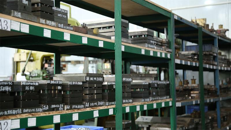 Diseño y fabricación de moldes